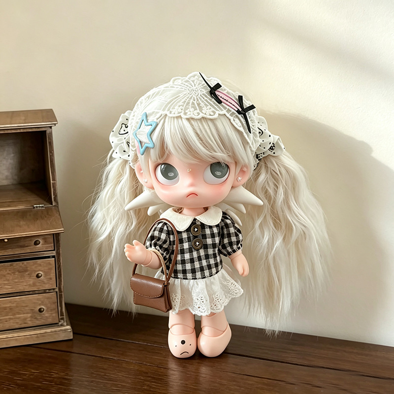 Vintage zoete geruite poppenju - Vintage Fashion Dolls recensie en prijs