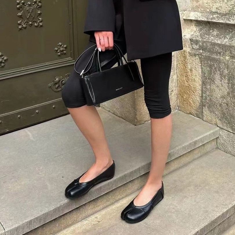 Mode Split Toe Flat Hoof Mary  - Vintage Fashion Ladies recensie en prijs